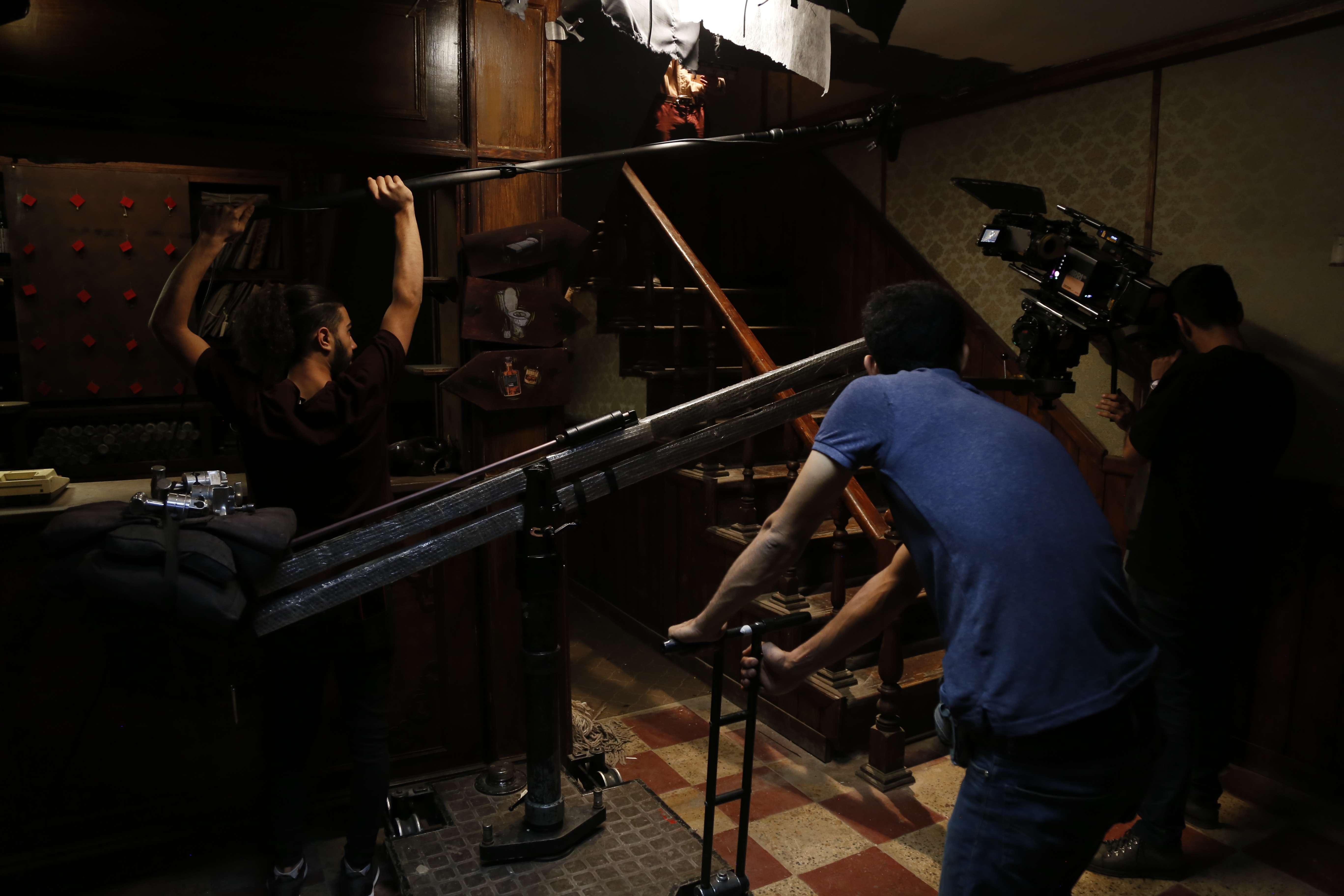 Behind the scenes 3